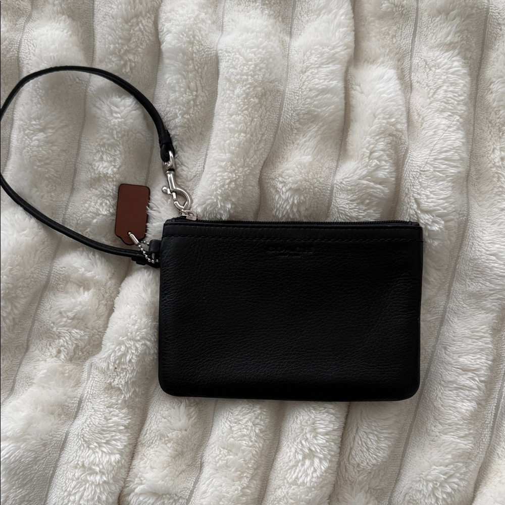 Coach Black Leather Wristlet with Brown Tag